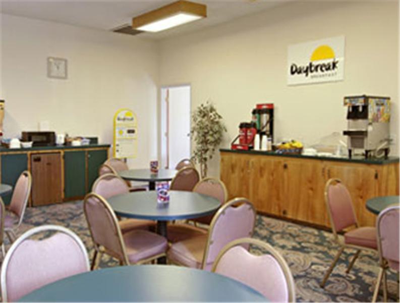 Americas Best Value Inn Aransas Pass Restaurant foto